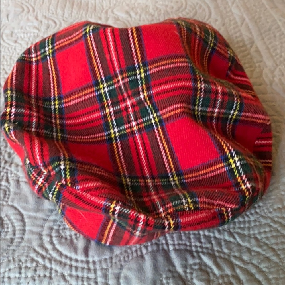 Beret? - Picture 2 of 6